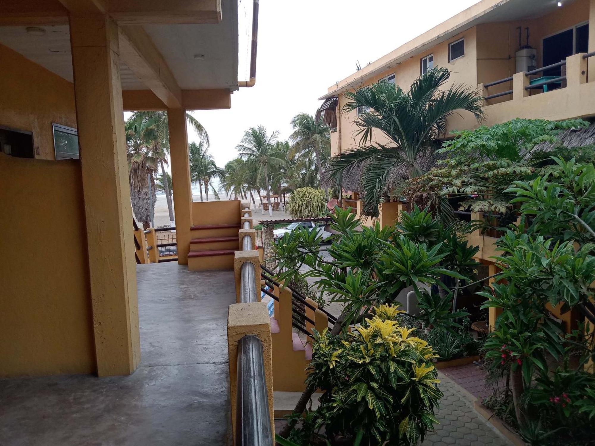 Hotel Papaya Surf Puerto Escondido  Exterior photo